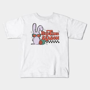 Bunny Gift - Happy Easter - Retro Aesthetic Mom Easter Gift - Gift for Her Kids T-Shirt